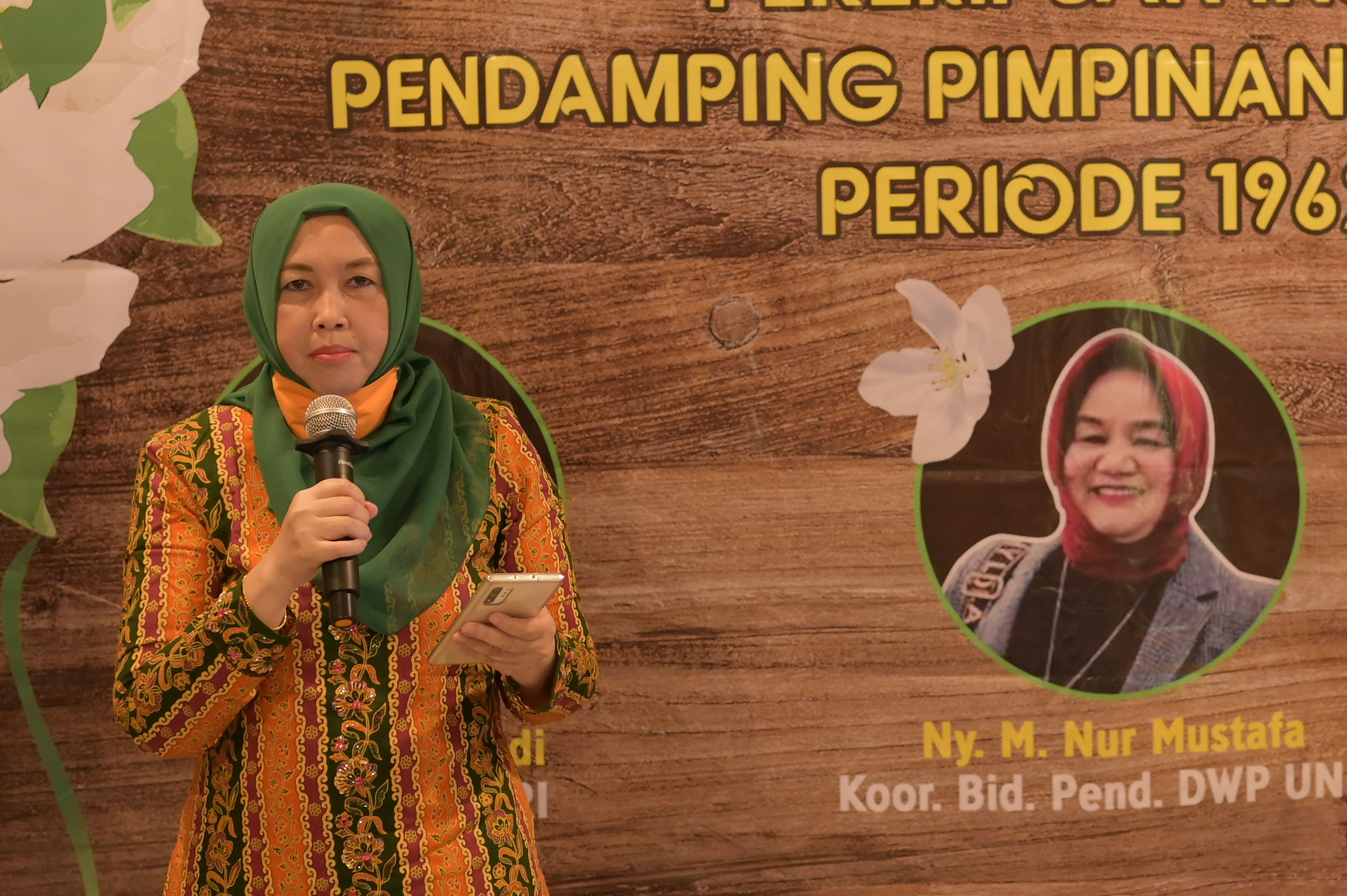 Dibalik Kesuksesan Suami, Ada Istri Yang Hebat