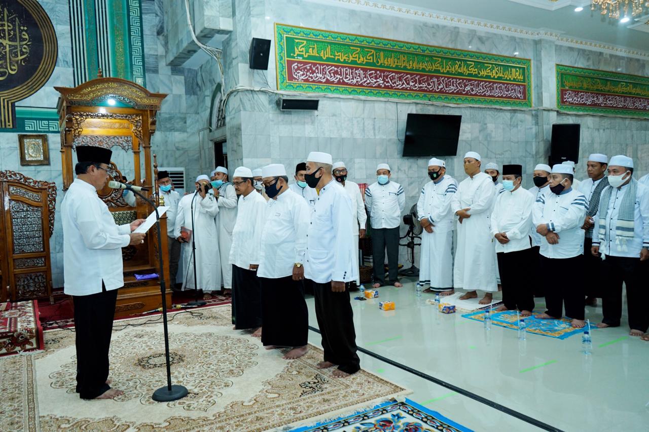 Bupati H.M.Wardan Menghadiri Peringatan Maulid Nabi Muhammad SAW dan Melantik IPHI Inhil