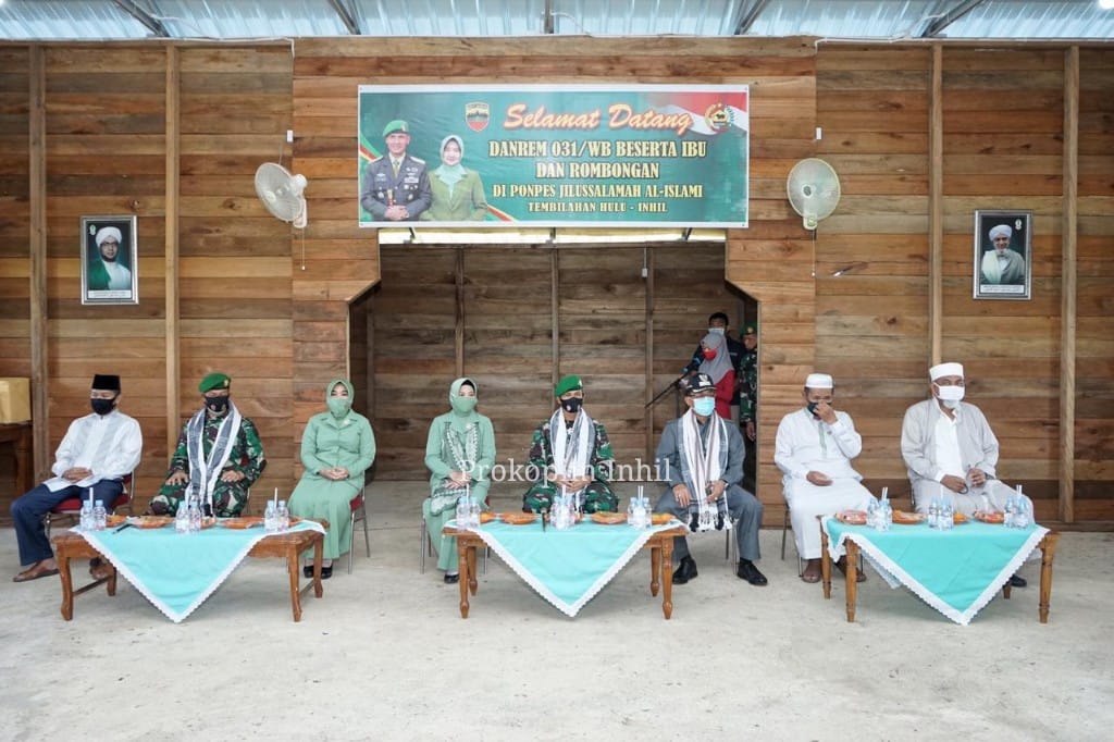 Dampingi Danrem 031/Wirabima, Bupati Inhil  Silaturahmi ke Pondok Pesantren Jiliussalamah Al - Islami