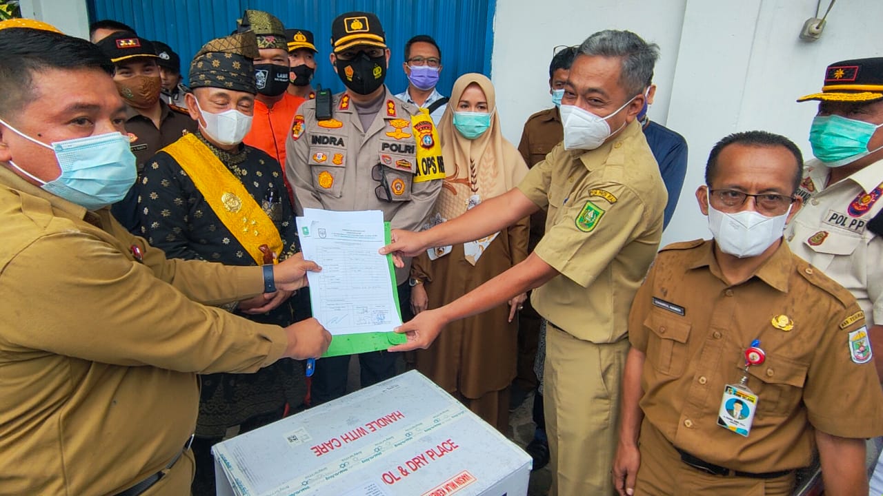 1800 Vaksin Sinovac Diterima Diskes Pelalawan