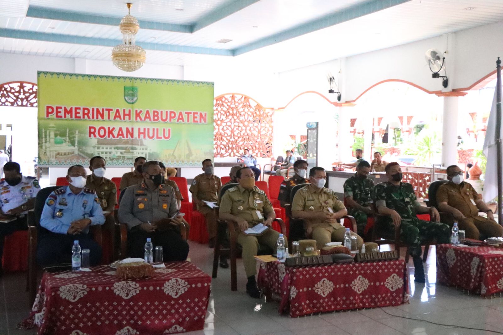 Bupati  Rohul Ikuti Viccon Arahan Presiden Jokowi,tangani Covit19