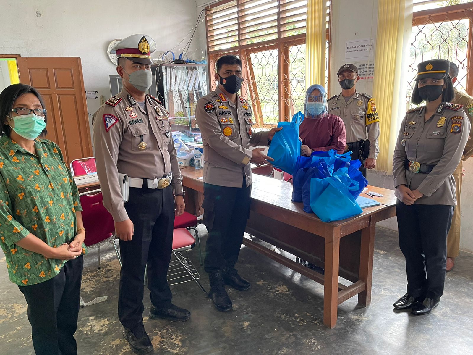 Tim Asistensi Polda Riau tinjau Pelaksanaan Vaksinasi di Puskesmas Tambusai Utara I