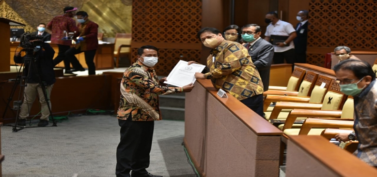 DPR Sahkan RUU Cipta Kerja Menjadi Undang-Undang