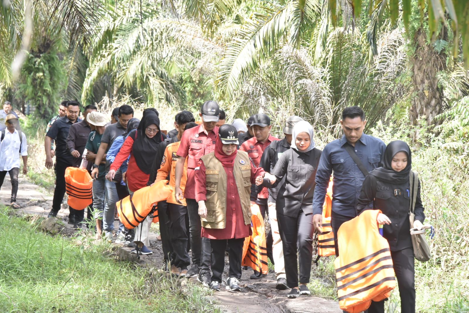 Bupati Kasmarni Kunjungi Dusun Tertua Dusun Bagan Benio Talang Mandau Bengkalis