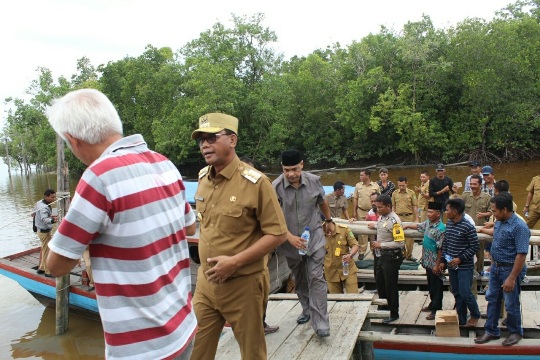 Pemkab Rohil Sejahterakan Nelayan Dengan Berbagai Program