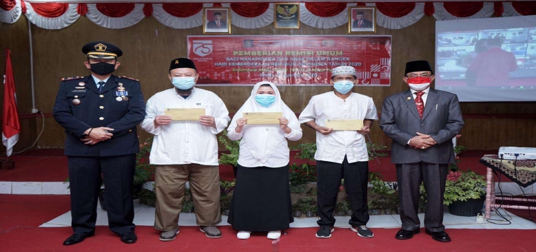 425 Warga Binaan Lapas KLS IIA Tembilhan Dapat Remisi HUT RI Ke-75