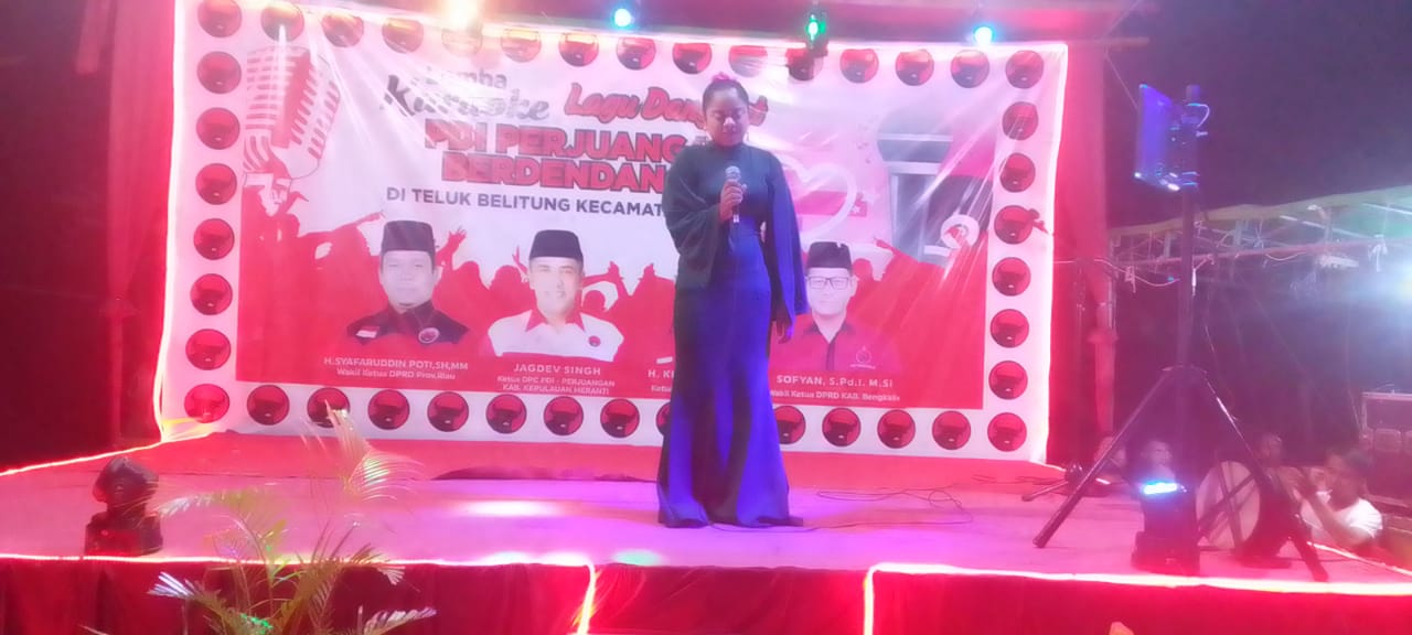 Gempar, Tunanetra Tampil Pada Pertandingan Karaoke Dangdut PDIP Berdendang Ke 2 Di Teluk Belitung
