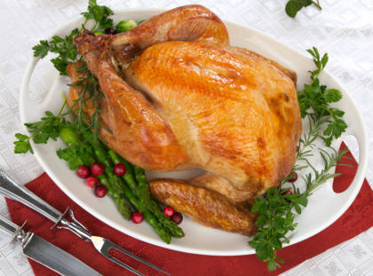 Tips Aman Santap Hidangan Natal