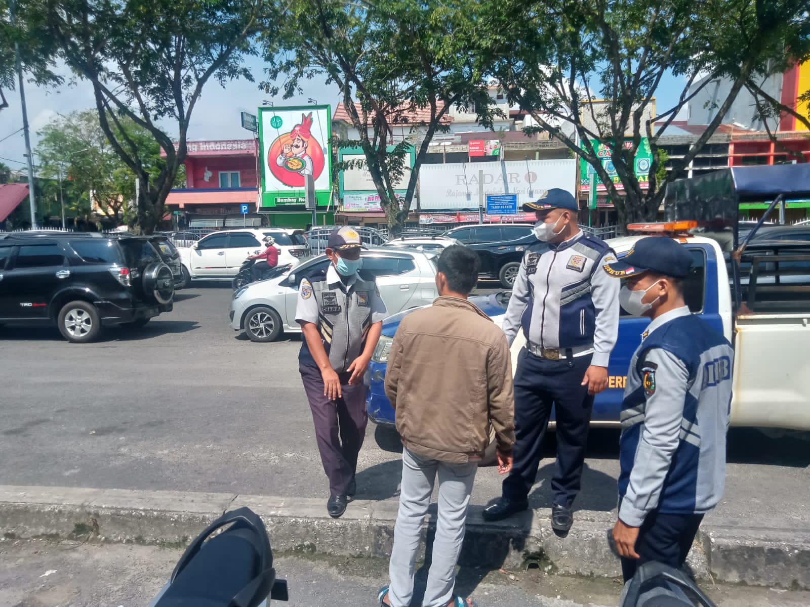 Dishub Tertibkan Jukir Liar di Kawasan Sudirman Pasar Sukaramai STC