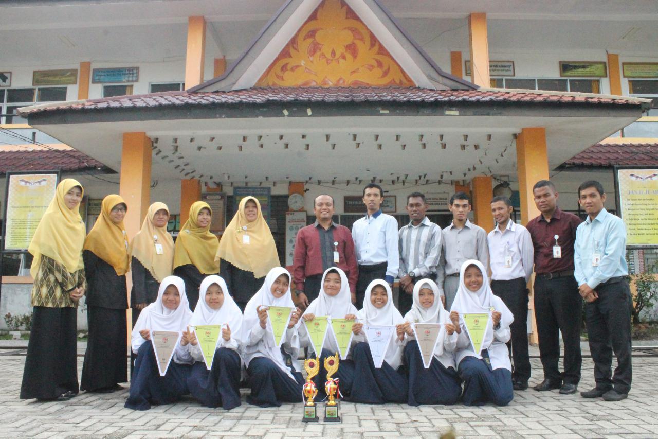 Tim Pramuka SMP Juara Pekanbaru Sabet Juara Umum Se-Bukit Raya