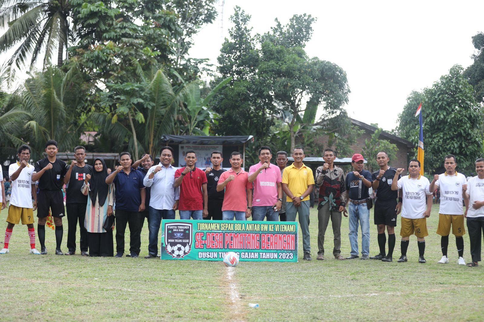 Turnamen Bolakaki antar RW  Pematang berangan ajang Silaturahmi antara Perangkat desa dengan Masyarakat