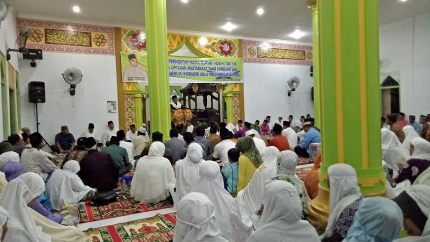 Bupati Yopi Ajak Masyarakat Kampung Pulau Sukseskan MTQ Kabupaten  
