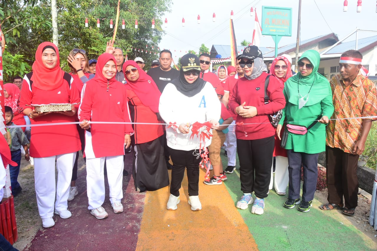 Bupati Kasmarni Ikuti Sehari Boga