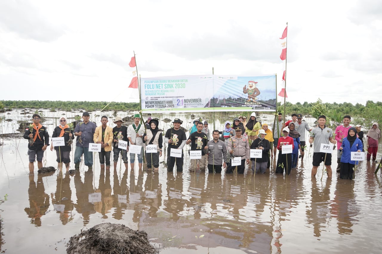 Perempuan Duanu Tanam 10.000 Mangrove Sempena Hari Pohon Sedunia 2025