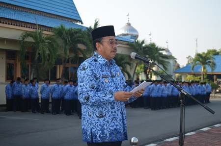 APBD 2014 Belum Juga Disahkan, Herliyan Telah Koordinasi Pada Gubernur