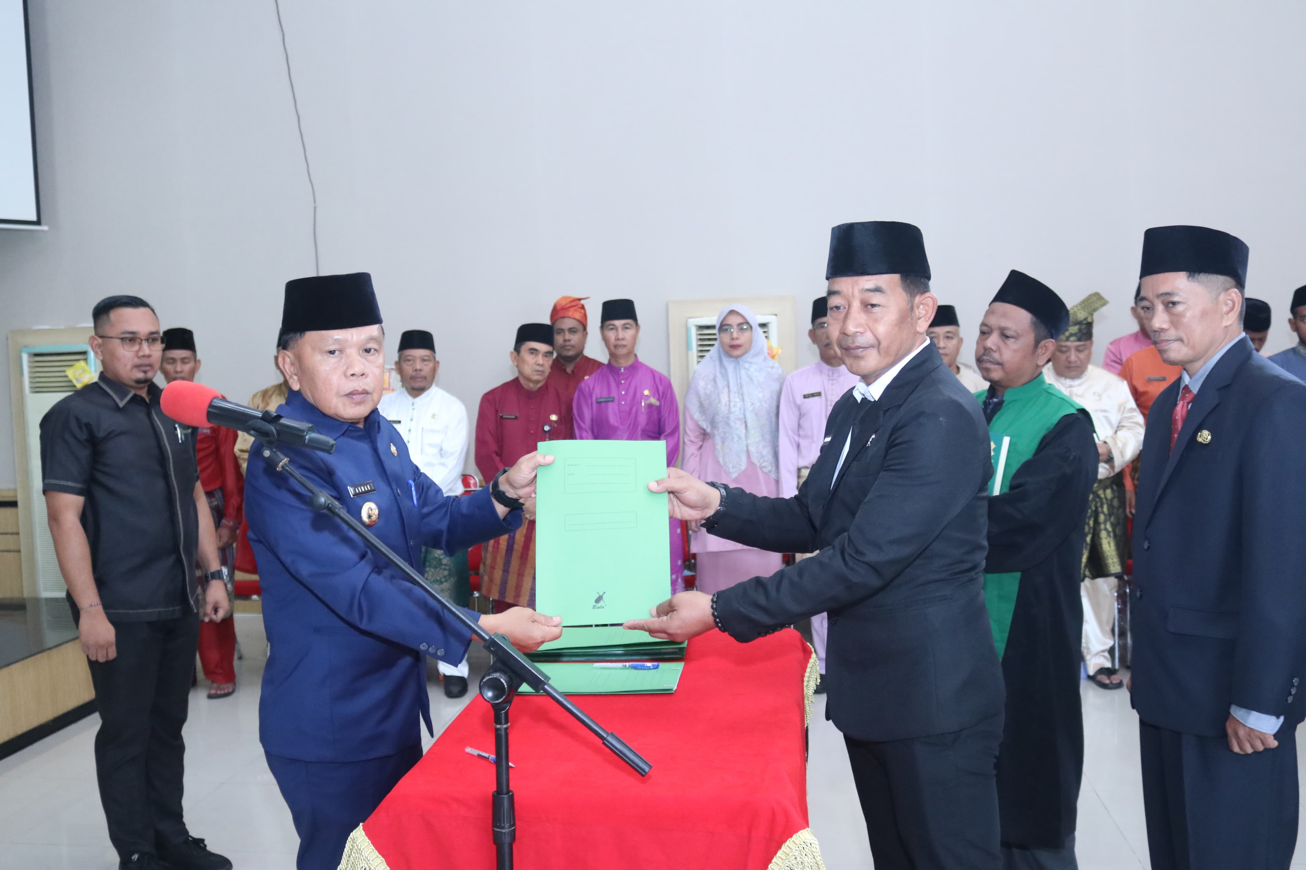 Lantik 23 Pejabat, Plt. Bupati Asmar : Semoga Amanah Dan Beri Pelayanan Terbaik