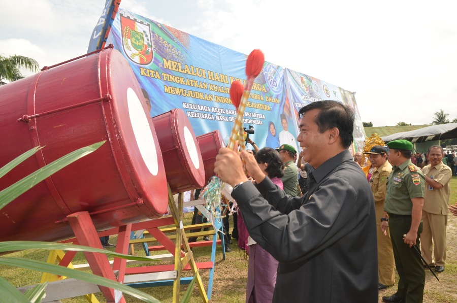 Pemko Pekanbaru Targetkan Jaring 5.040 Peserta KB Baru