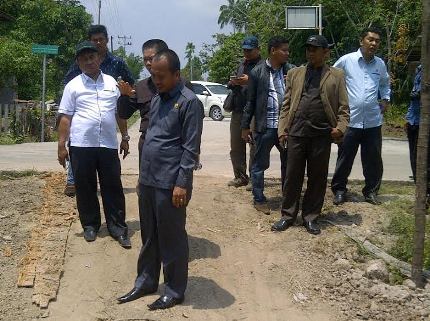 Hasil Peninjauan di lapangan Komisi II DPRD Bengkalis Sesalkan Proyek MY Pulau Rupat