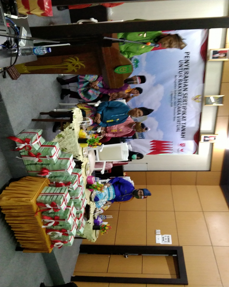 Pemkab Inhil Serahkan 4500 Sertifikat Tanah