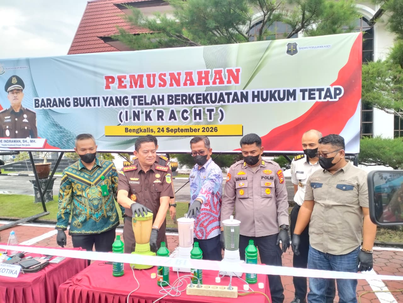 Kejari Bengkalis Musnahkan Barang Bukti 111 Perkara Yang Sudah Inkracht