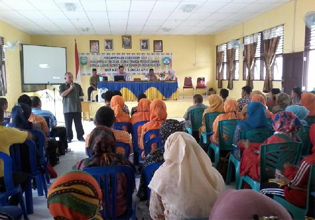 Disdik Rohil Buka Sosialisasi Pendamping K-13 