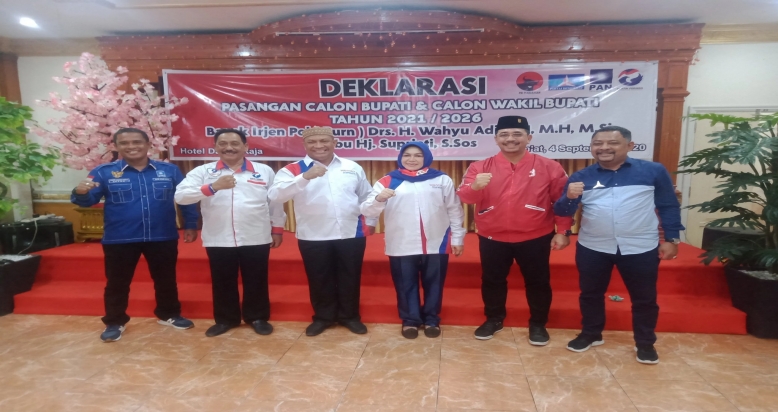 Pasangan Wahyu Supriati Mendaftar Pertama ke KPU Inhu