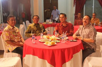 Wardan Harapkan Kontes Bujang Dara 