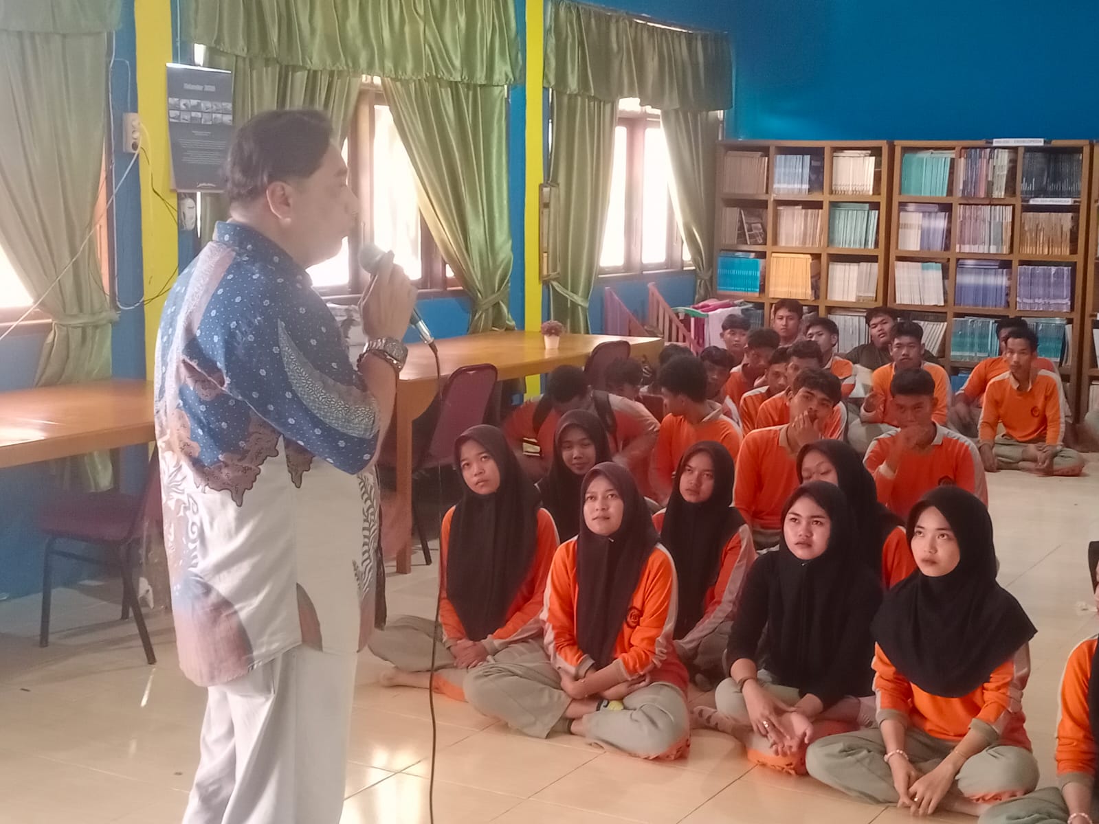 STAI Ar Ridho Bagansiapiapi Kunjungi 2 Sekolah Sosialisasi PMB Hari ke-2