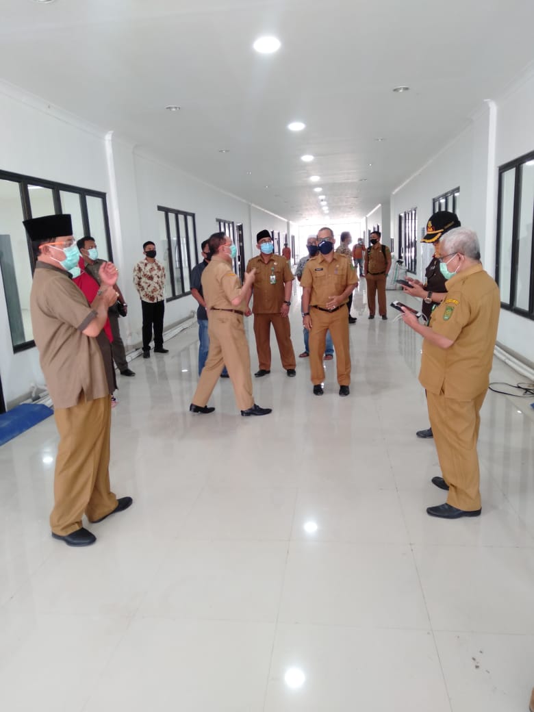  Progres Fisik 95 Persen, Bupati Wardan Gesa Penyelesaian Ruang Isolasi Pasien COVID-19