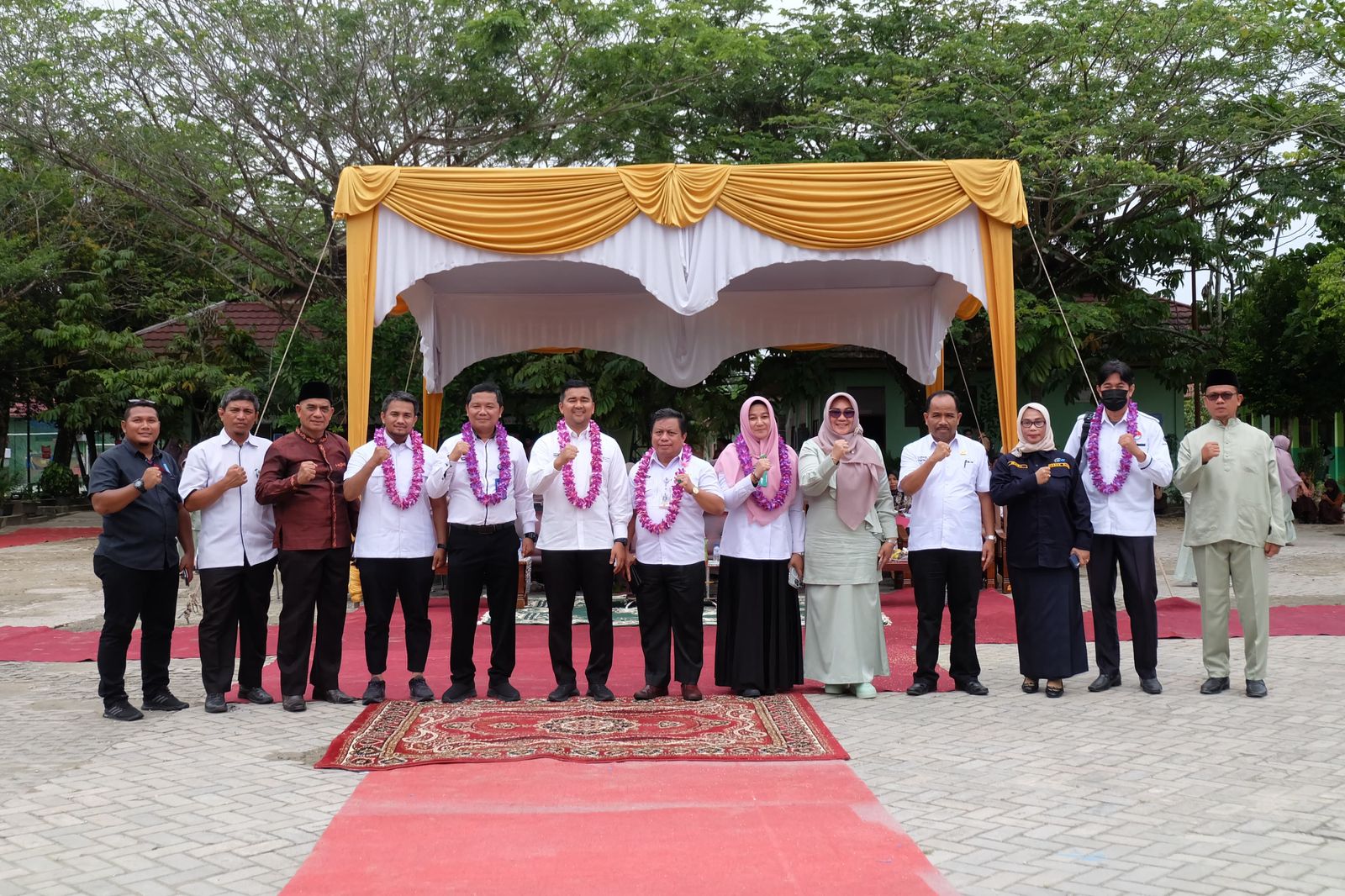 Kadisnakertrans Riau Buka Job Fair di SMKN 6 Pekanbaru