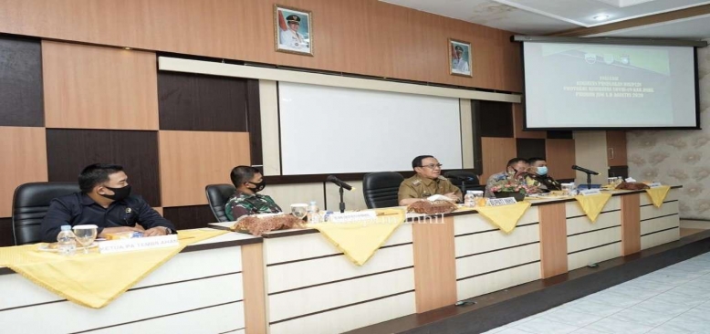 Bupati Inhil HM.Wardan Pimpin Rapat Evaluasi Penegakan Disiplin Fase New Normal