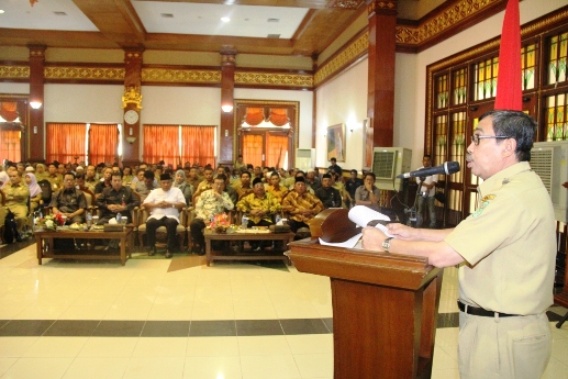 Bupati Perintahkan Pegawai Kecamatan Dampingi Kades dalam Pendataan dan Pemetaan Korban Karhutla