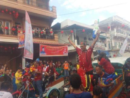 Wisatawan Dari Berbagai Belahan Dunia Ikut Cian Cui di Selatpanjang