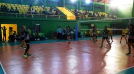 Volly Putri Meranti Bantai Inhil di Porpov VIII