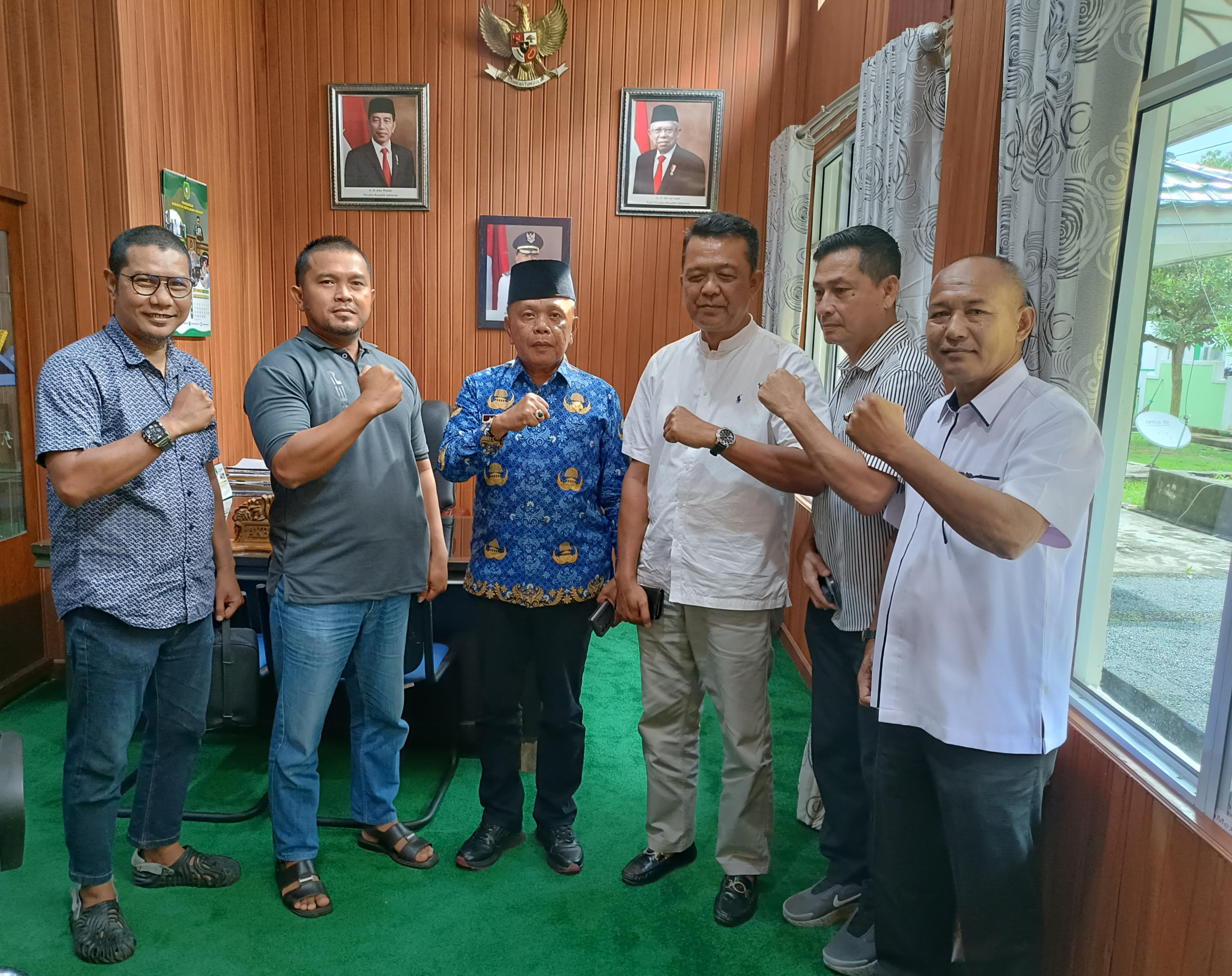 Terima Audiensi KONI Meranti, Asmar Titip Pesan Majukan Olahraga Daerah