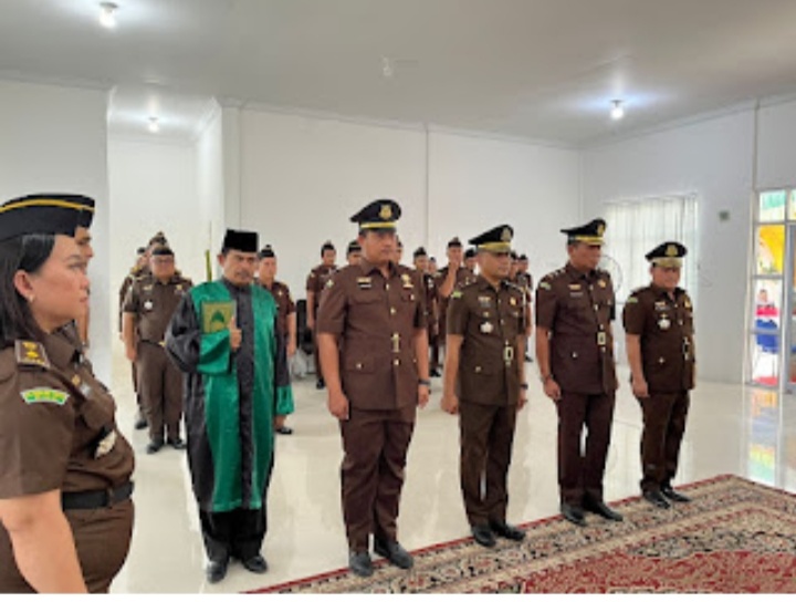 Kajari Rohil Pimpin Sertijab Kasi Pidsus Dan Intelijen