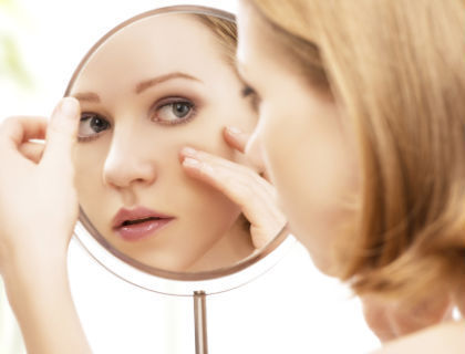 Trik Make-up untuk Menutupi Jerawat