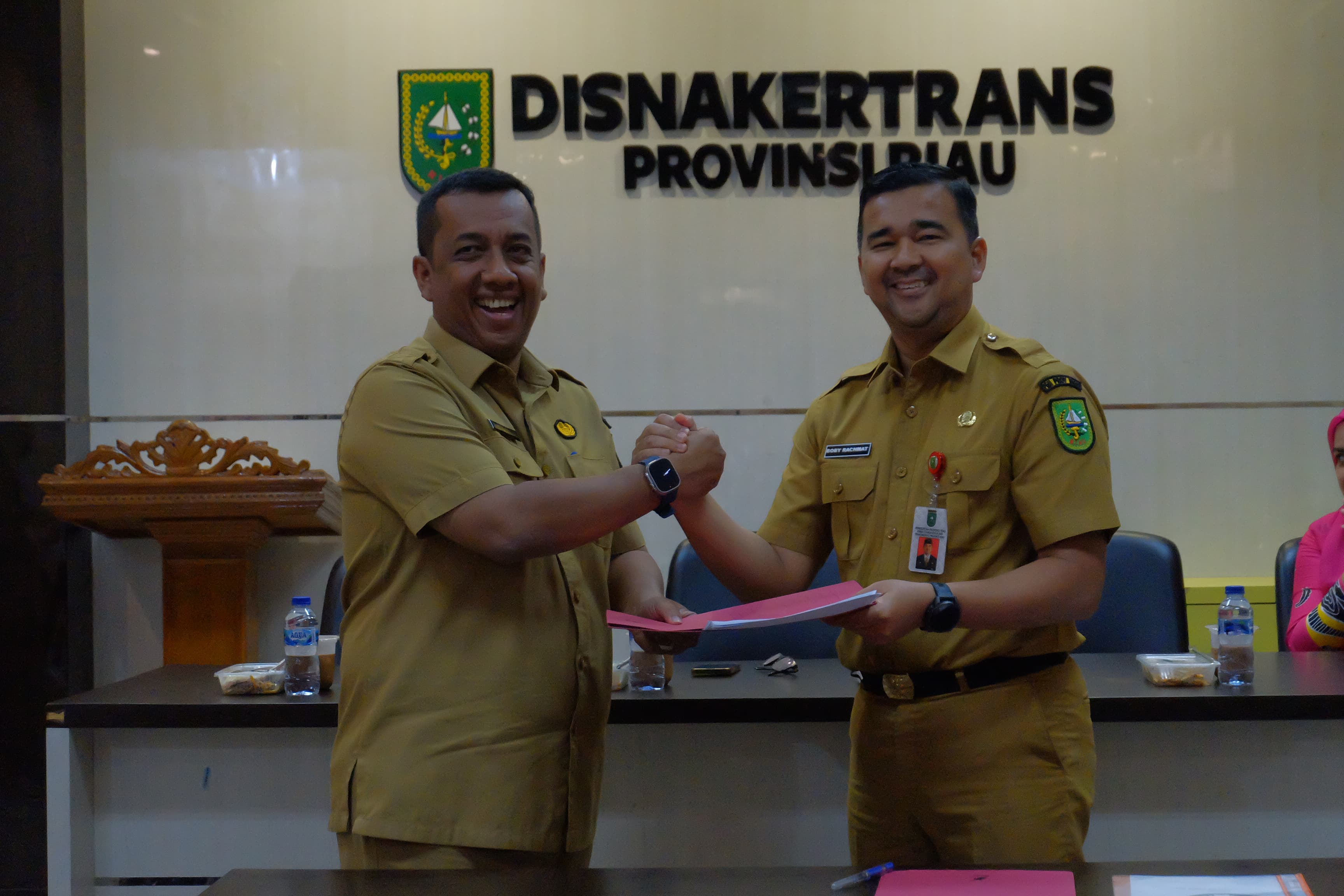 Pisah Sambut Kepala Dinas Tenaga Kerja dan Transmigrasi Provinsi Riau