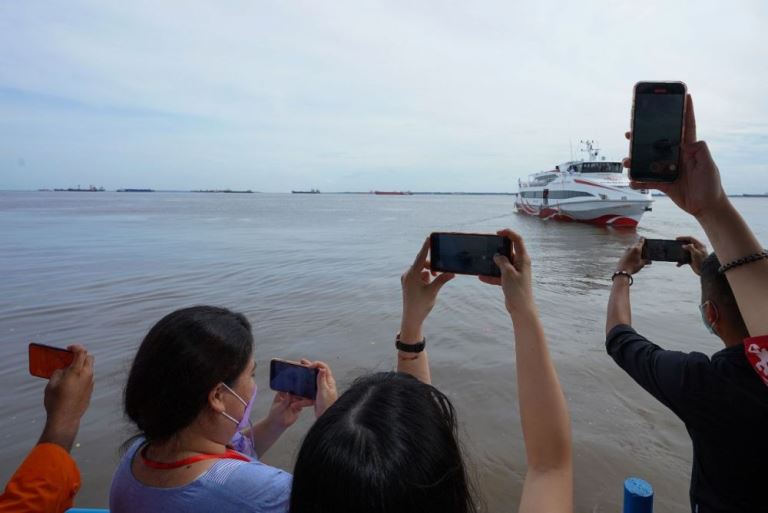 3.872 Wisman Datang ke Riau