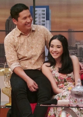 Giselle Ogah Dipanggil Bumil dan Dielus Gading