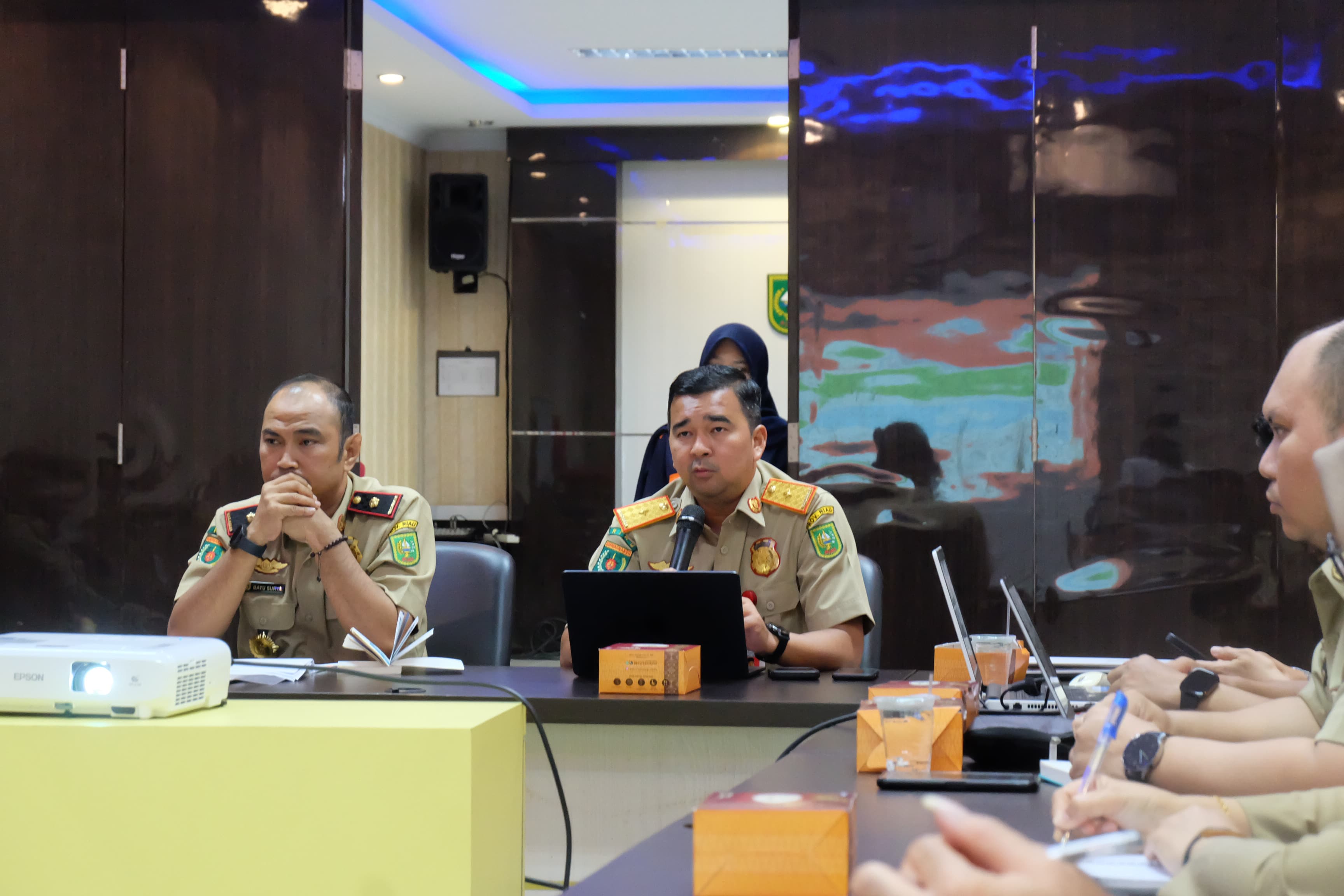 Kadisnakertrans  Tekankan Persoalan UMS 2025 di Beberapa Kabupaten Kota