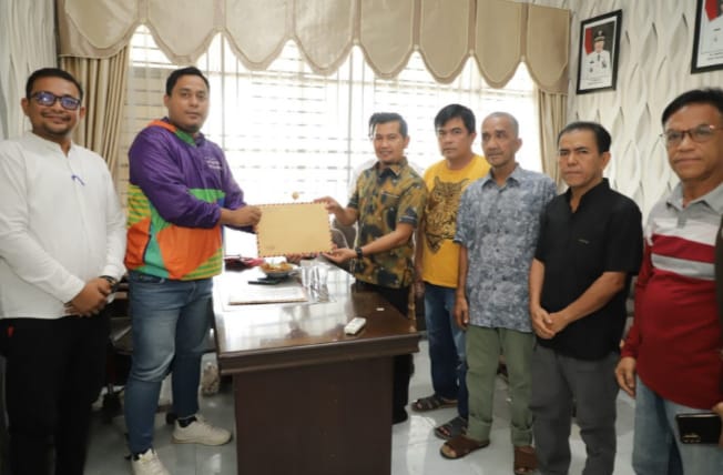 Masyarakat Desa Pematang Berangan Mendukung Rusdi Hidayattullah