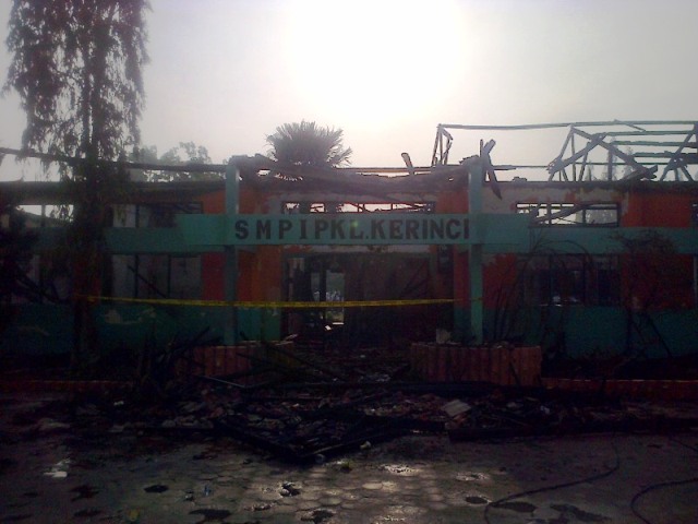 SMPN 1 Pangkalankerinci Terbakar, Wabup Langsung ke Lokasi