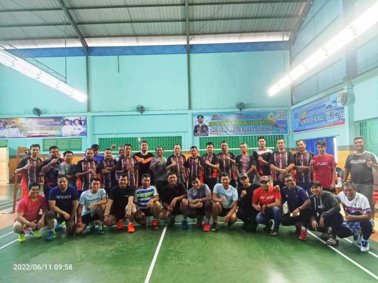 PB Korpri Bengkalis - PB Korpri Dumai Gelar Laga Persahabatan Badminton