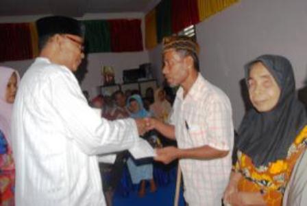 BAZ Bengkalis Salurkan Zakat pada 250 Mustahiq