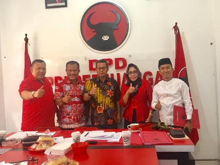 Maju di Pilkada Meranti 2020,Drs H Masrul Kasmy Ikuti Tes Wawancara DPD PDI P Riau