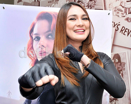 Luna Maya Tak Pikirkan Prostitusi Artis