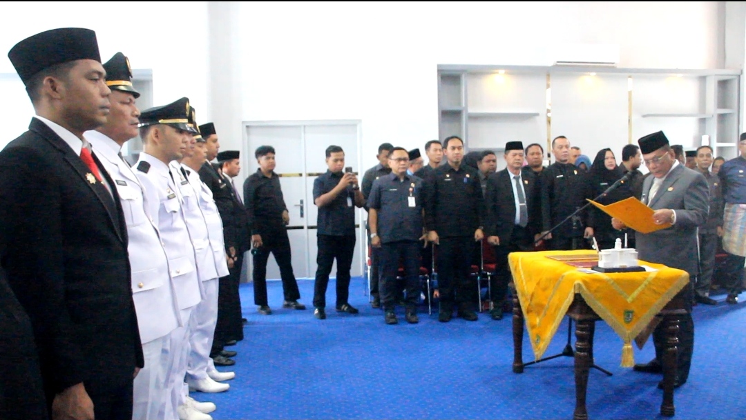 Bupati Rohil Lantik 60 Pejabat Baru, Tegaskan Integritas dan Tanggungjawab
