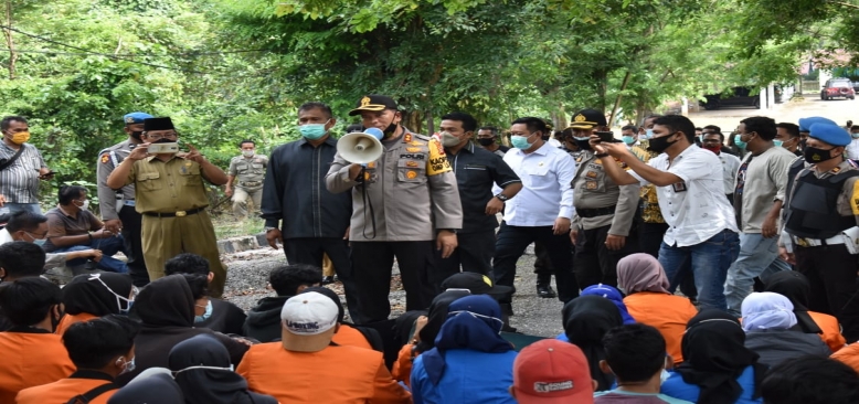 Tolak Omnibus Law, Mahasiswa Demo DPRD Inhu