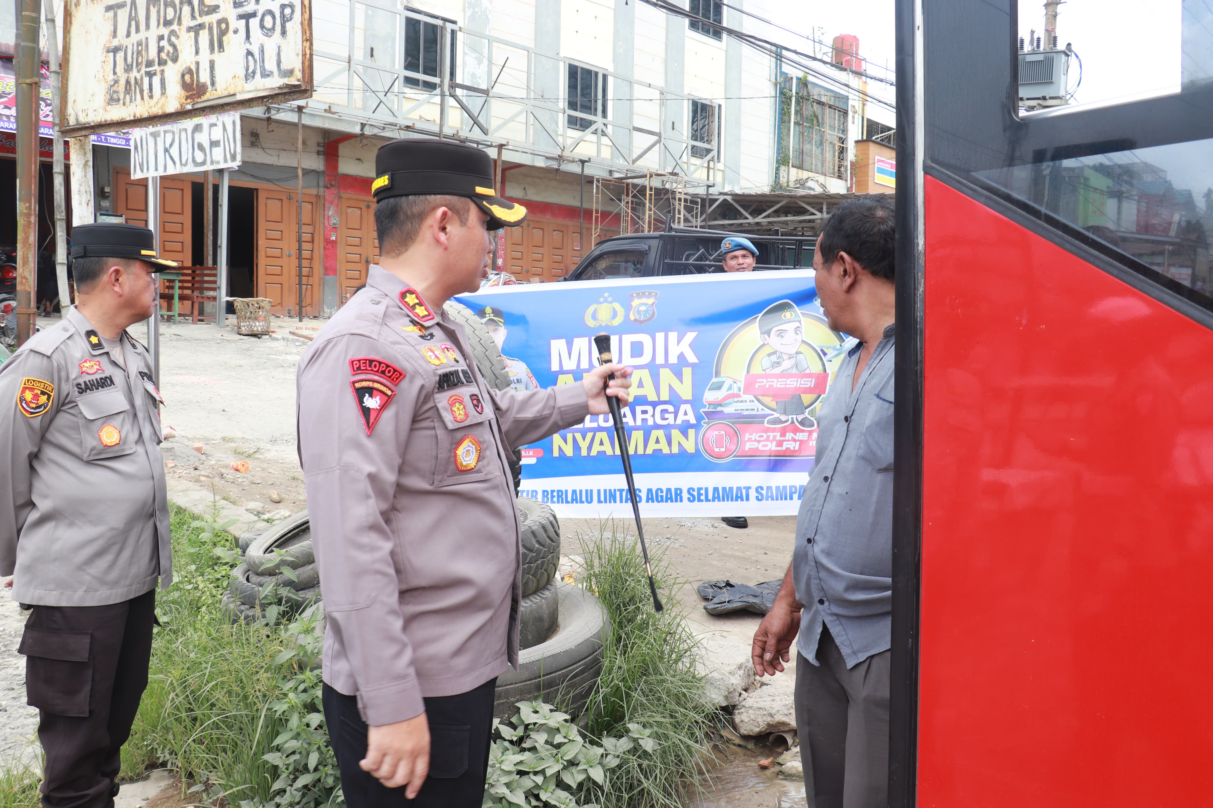 Kapolres Pelalawan Imbau Pemudik Prioritaskan Mudik Aman Keluarga Nyaman dan Hotline 110